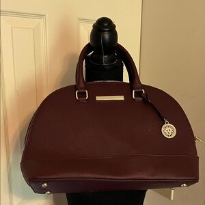 HOT FALL COLOR Anne Klein Burgundy Handbag NEVER USED!